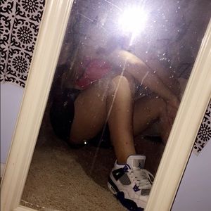 Meet your Posher, Zoe